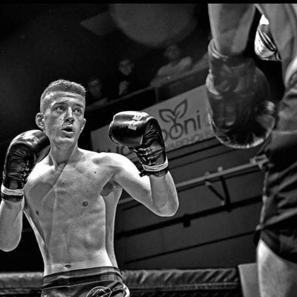 Muay Thai training at Livingston Fight Centre